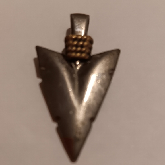 ARROWHEAD PENDANT - Picture 1 of 1